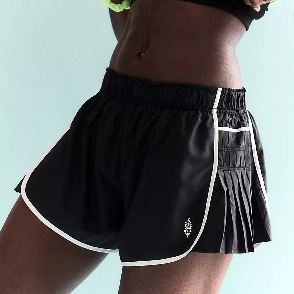 Free People | Easy Tiger Shorts Black/Noir